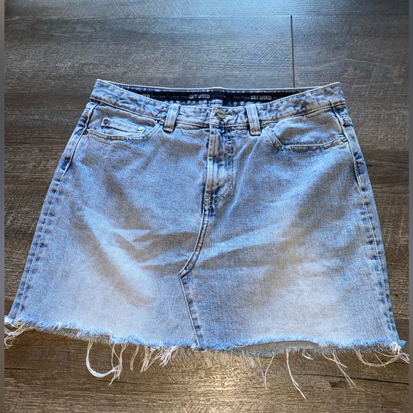 Get Used New York vintage denim skirt (read description) - Picture 3 of 16